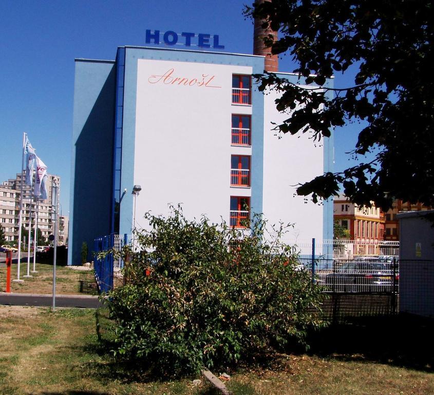 Hotel Arnost Garni Pardubice Exterior foto